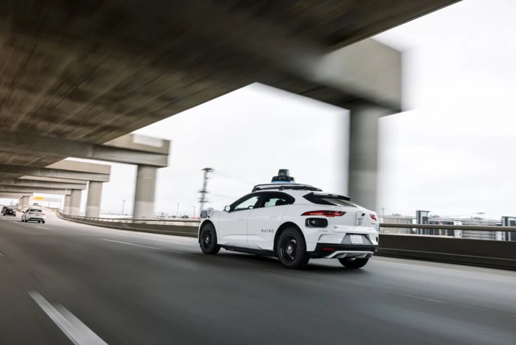 Waymo san francisco freeway