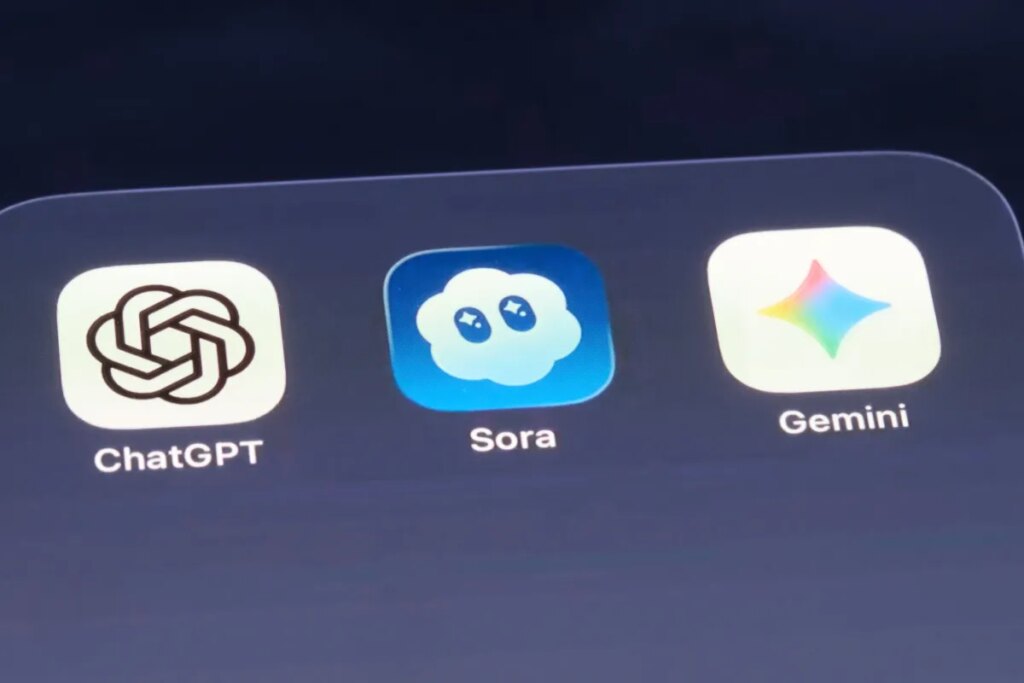 Sora, ChatGPT and Gemini app icons on screen.