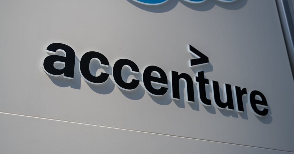 Accenture Showcases Humanoid Robot Warehouse Pilot