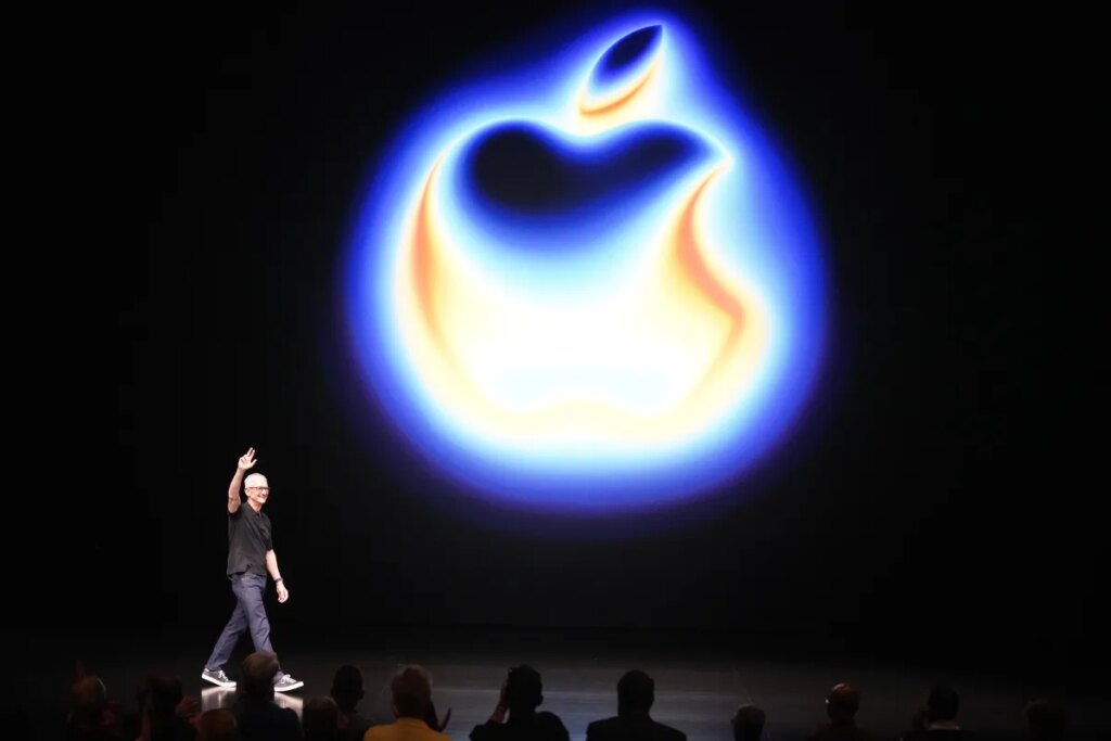 A look at Tim Cook's 15-year legacy as CEO of Apple
